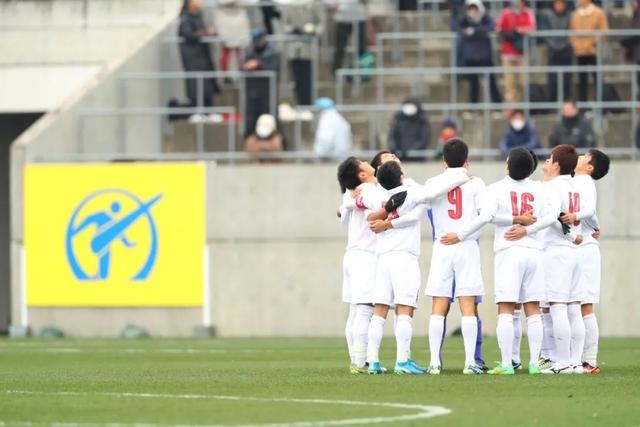 巴萨官方社媒晒猫咪形象新吉祥物